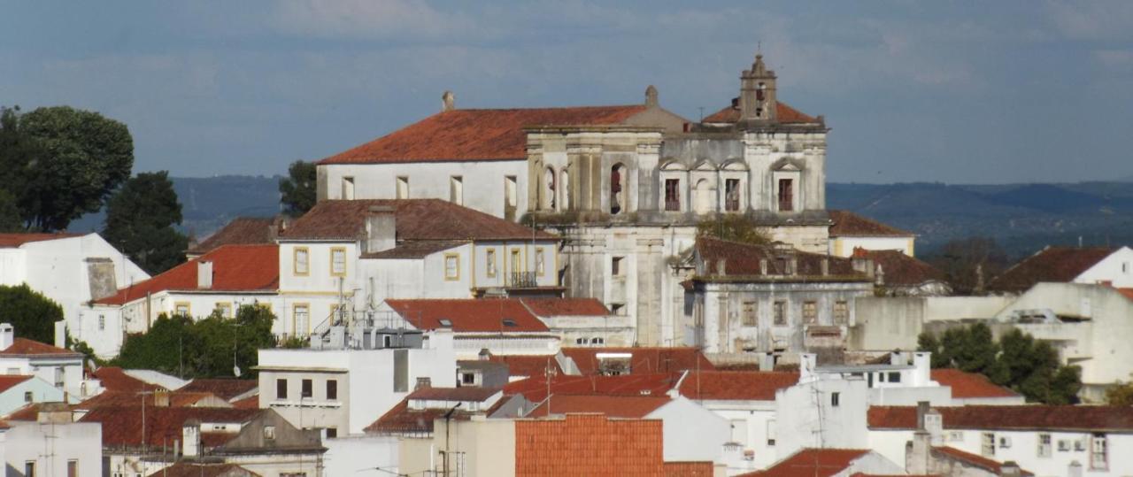 Casa Ocre Alojamento Local Abrantes Esterno foto